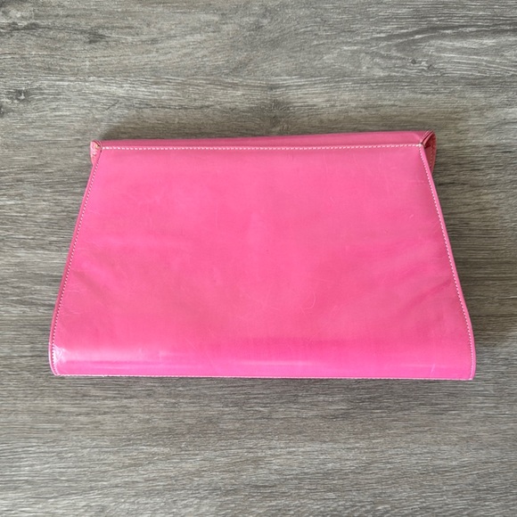 Vintage Mod Pink Goat Leather Clutch - Picture 2 of 16